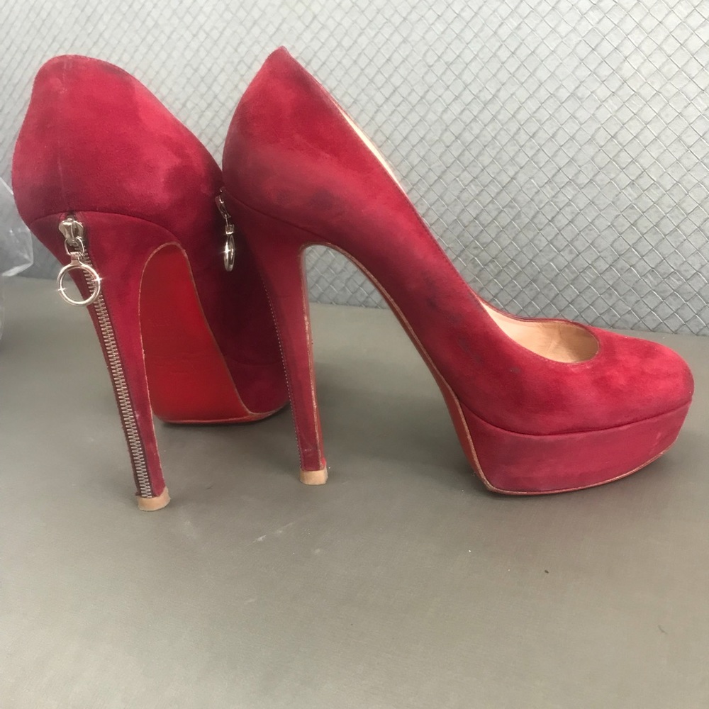 Authentic Christian Louboutin Bianca